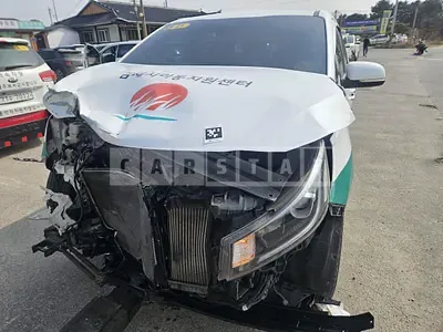 Photo 1 of 12: 2018 Kia Carnival Changrim Lowrise Slope Disabled Car, VIN KNHMF37ABKS515420 — Korean insurance auction