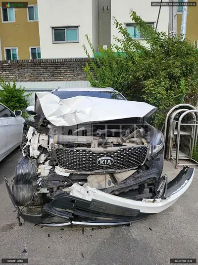Photo 1 of 10: 2015 Kia Sorento /Sorrento, VIN KNAPK81ABGA123424 — Korean insurance auction