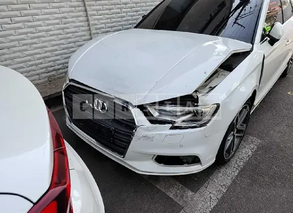 Photo 2 of 21: 2020 Audi I 40TFSI, VIN WAUZZZ8V8LA077664 — Korean insurance auction