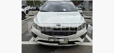 Photo 1 of 11: 2019 Kia Carnival 7-Seater Limousine — Korean insurance auction