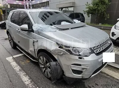 Photo 1 of 12: 2018 Land Rover Discovery Sport 2.0d — Korean insurance auction