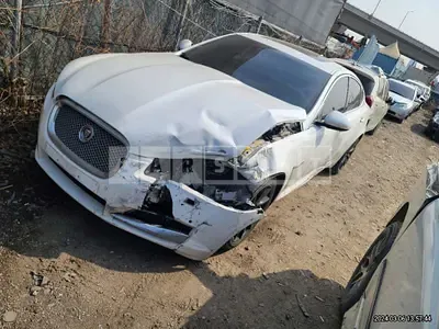 Photo 1 of 49: 2015 Jaguar XF 2.2d, VIN SAJAA06J3FDU54313 — Korean insurance auction