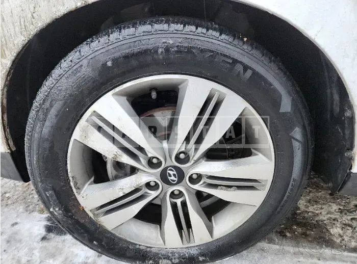 Photo 2 of 37: 2015 Hyundai Tucson, VIN KMHJT81VBFU988988 — Korean insurance auction