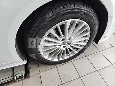 Photo 1 of 9: 2020 Audi (parts) A6 Wheel — Korean insurance auction