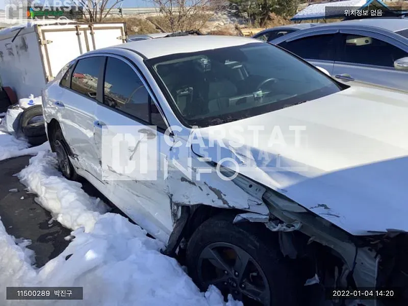 Photo 2 of 12: 2020 Kia K5, VIN KNAG541BBLA056107 — Korean insurance auction