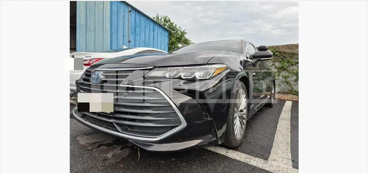 Photo 2 of 17: 2020 Toyota Avalon Hybrid — Korean insurance auction