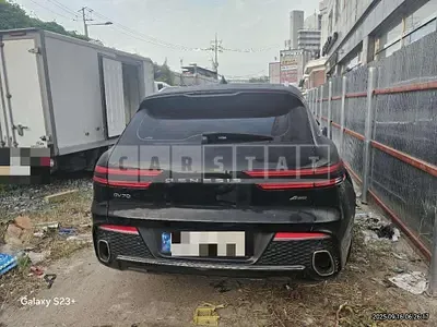 Photo 1 of 62: 2022 Genesis GV70 AWD — Korean insurance auction