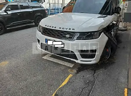 Photo 2 of 17: 2018 Land Rover Range Rover Sports 3.0 d — Korean insurance auction