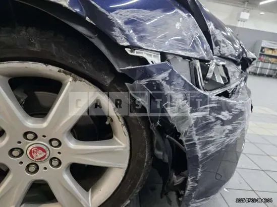 Photo 2 of 25: 2016 Jaguar XE 2.0d, VIN SAJAB4BN0GA925785 — Korean insurance auction