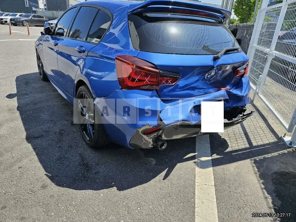 Photo 2 of 15: 2018 BMW 118d — Korean insurance auction