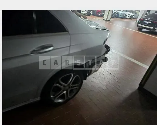 Photo 2 of 9: 2015 Mercedes-Benz E250 BlueTec 4Matic — Korean insurance auction