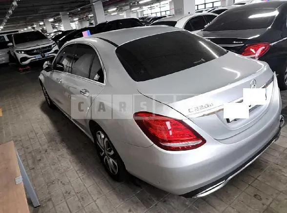 Photo 2 of 15: 2016 Mercedes-Benz C220 d, VIN WDDWF0EB2GR168382 — Korean insurance auction