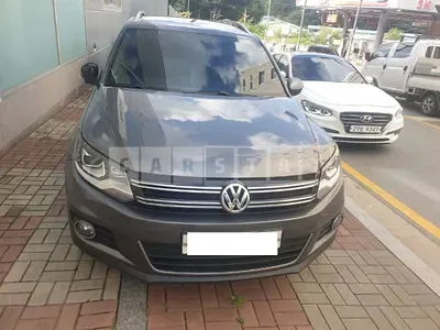 Photo 1 of 22: 2015 Volkswagen Tiguan 2.0 TDI Blue Motion, VIN WVGZZZ5NZFW513994 — Korean insurance auction