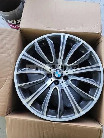 2015 BMW 7 Series wheels (parts)