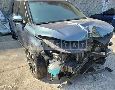 Photo 1 of 9: 2021 Kia Carnival — Korean insurance auction