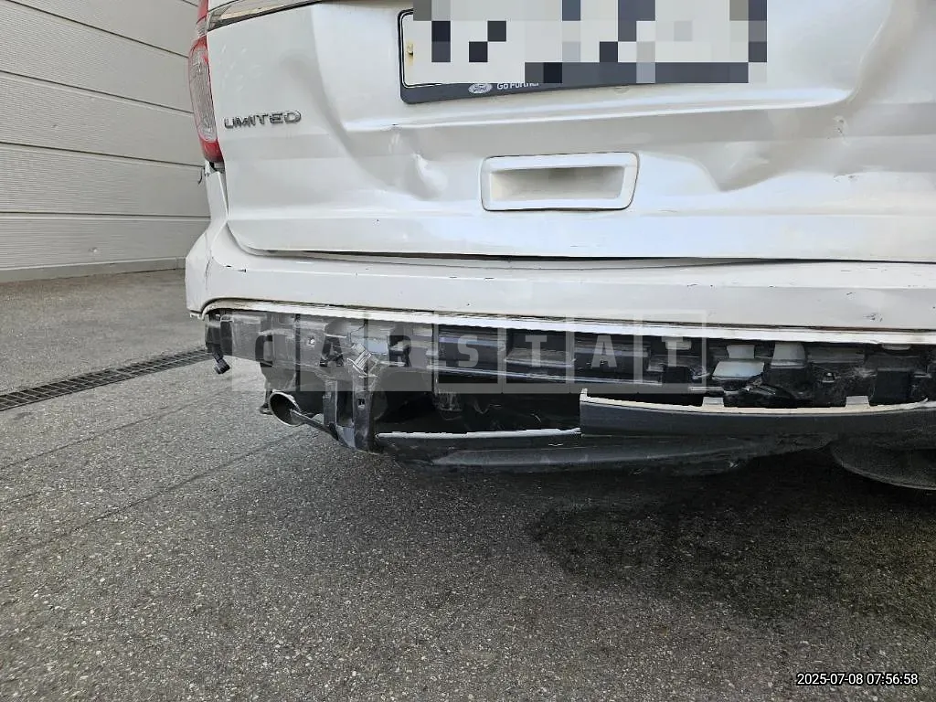 Photo 2 of 81: 2015 Ford Explorer — Korean insurance auction