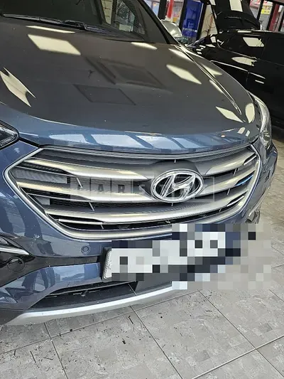 Photo 1 of 26: 2016 Hyundai Santa Fe DM — Korean insurance auction