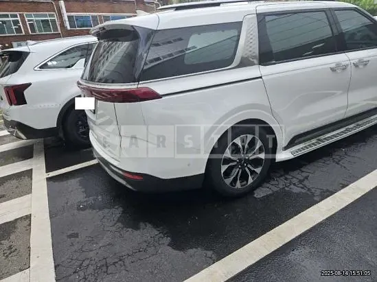 Photo 2 of 22: 2023 Kia Carnival — Korean insurance auction