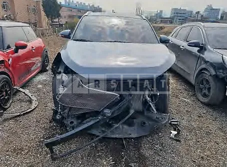 Photo 2 of 14: 2018 Hyundai Tucson, VIN KMHJ3815GJU654048 — Korean insurance auction