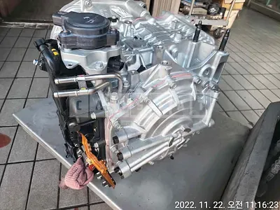 Photo 1 of 7: 2022 Kia Mission /Carnival, VIN KNANE81BBPS228805 — Korean insurance auction