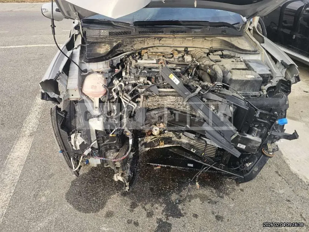 Photo 2 of 16: 2021 Hyundai Kona — Korean insurance auction