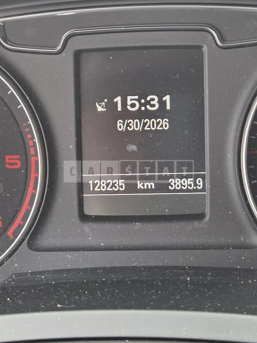 Photo 2 of 17: 2016 Audi Q3 35 TDI quattro — Korean insurance auction