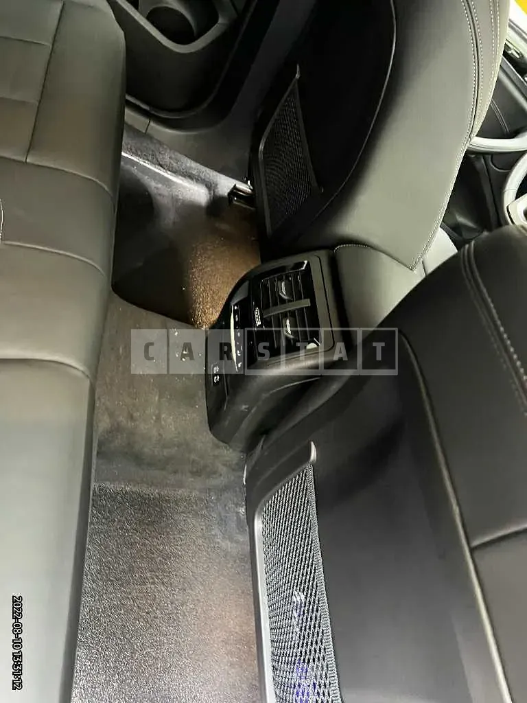 Photo 2 of 21: 2022 BMW X4 xDrive20i, VIN WBA21DT00N9L67196 — Korean insurance auction