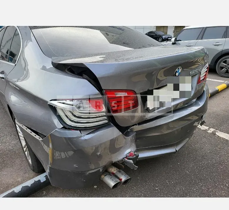 Photo 2 of 10: 2015 BMW 520d — Korean insurance auction