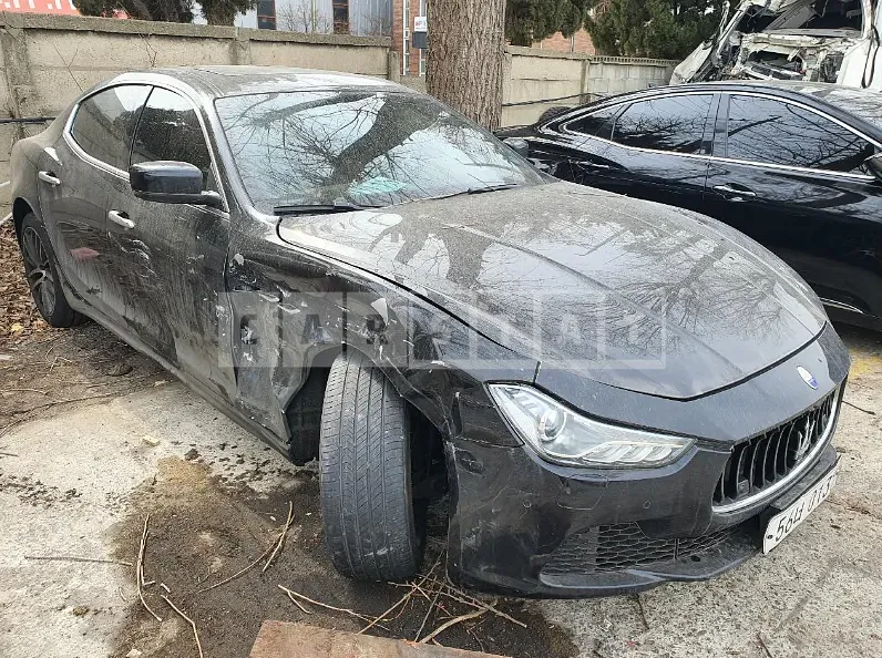 Photo 2 of 14: 2016 Maserati Gibli Diesel, VIN ZAM57TSA0G1168262 — Korean insurance auction