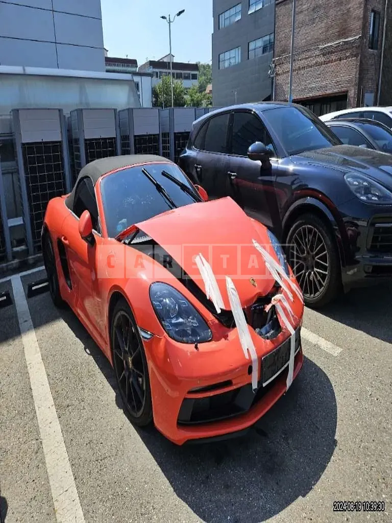 Photo 2 of 12: 2022 Porsche 718 Boxster GTS 4.0 — Korean insurance auction