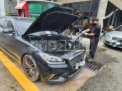 Photo 1 of 22: 2015 Genesis Dh, VIN KMHGM41DDGU096663 — Korean insurance auction