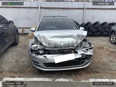 Photo 1 of 13: 2015 Volkswagen Golf 2.0 TDI BMT, VIN WVWZZZAUZGW019185 — Korean insurance auction