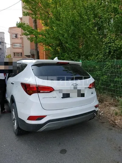 Photo 1 of 29: 2017 Hyundai Santa Fe 2.0, VIN KMHSW81UBJU841205 — Korean insurance auction