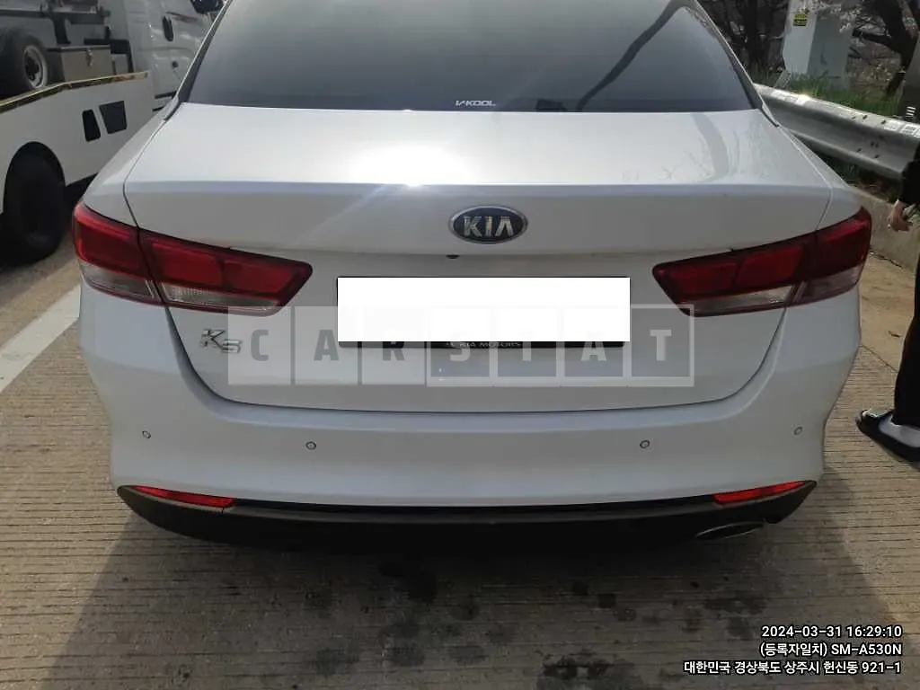 Photo 2 of 6: 2018 Kia K5, VIN KNAGT416BJA218268 — Korean insurance auction