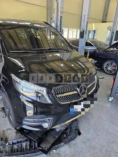 Photo 1 of 32: 2018 Mercedes-Benz V250 — Korean insurance auction