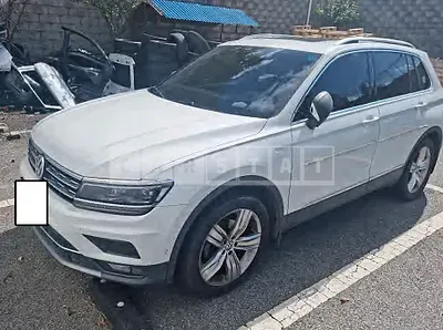 Photo 1 of 13: 2020 Volkswagen Tiguan 2.0 TDI 4MOTION, VIN WVGZZZ5NZLW860051 — Korean insurance auction