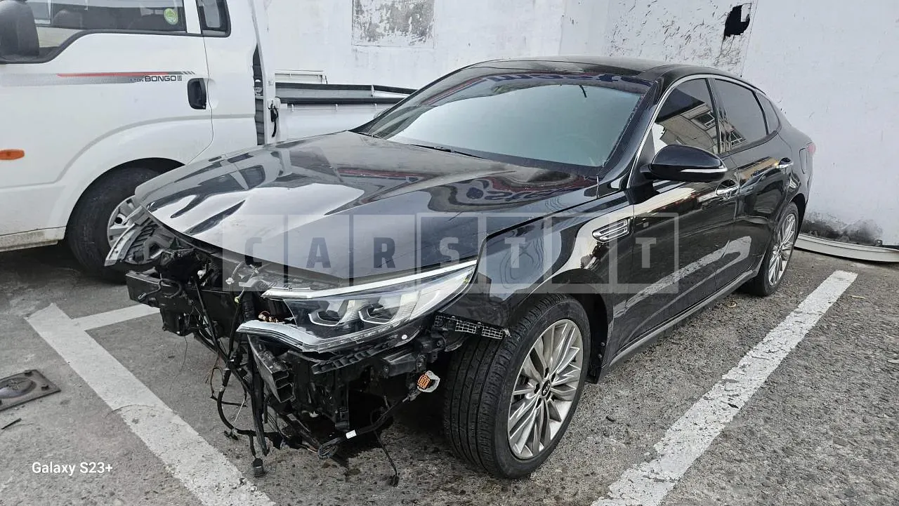 Photo 2 of 9: 2019 Kia K5, VIN KNAGW411BKA309571 — Korean insurance auction