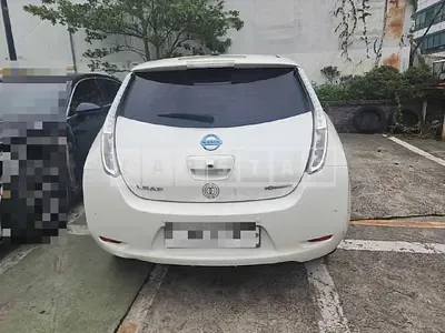 Photo 1 of 9: 2015 Nissan Leaf — Korean insurance auction