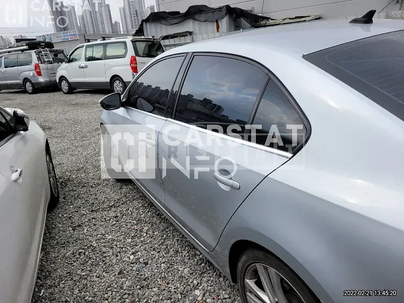 Photo 2 of 27: 2015 Volkswagen Zeta 2.0 TDI BMT Premium, VIN WVWZZZ16ZFM030893 — Korean insurance auction