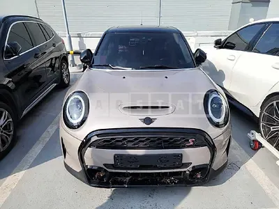 Photo 1 of 13: 2021 MINI Cooper S Five-Door — Korean insurance auction