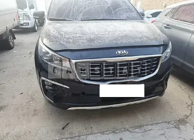 Photo 1 of 36: 2020 Kia Carnival, VIN KNAMC81ABLS617456 — Korean insurance auction