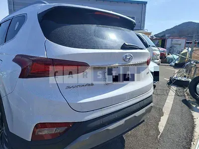 Photo 1 of 15: 2019 Hyundai Santa Fe, VIN KMHS281BBKU161615 — Korean insurance auction