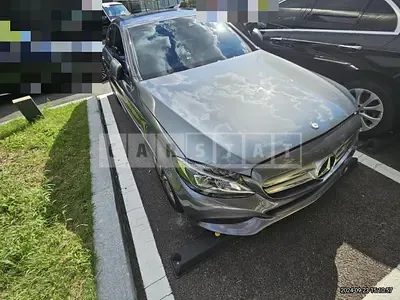 Photo 1 of 14: 2017 Mercedes-Benz C220 d — Korean insurance auction