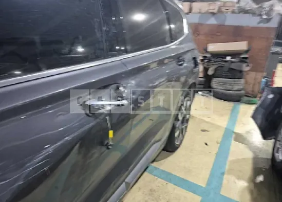 Photo 2 of 37: 2021 Hyundai Santa Fe — Korean insurance auction