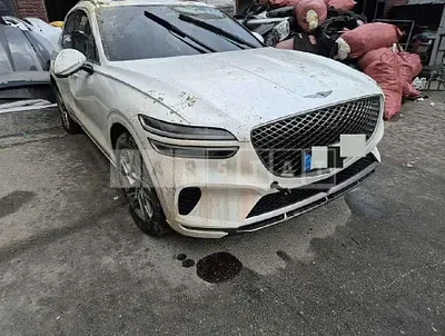 Photo 1 of 20: 2021 Genesis GV70 — Korean insurance auction