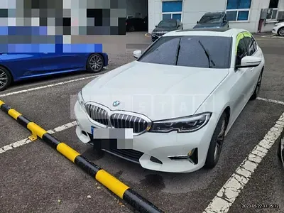 Photo 1 of 23: 2021 BMW 320d xDrive, VIN WBA5V7108NFL81709 — Korean insurance auction