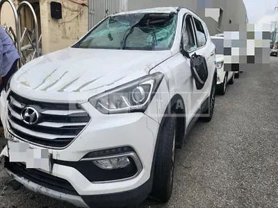Photo 1 of 5: 2017 Hyundai Santa Fe DM — Korean insurance auction