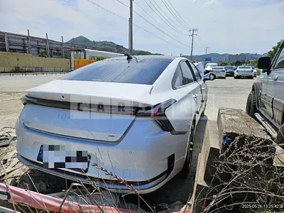 Photo 1 of 16: 2025 Kia K8 Hybrid — Korean insurance auction
