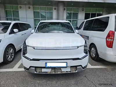Photo 1 of 17: 2026 Kia EV9 — Korean insurance auction