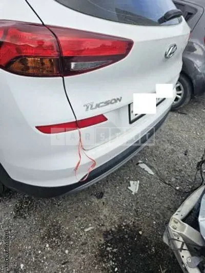 Photo 1 of 17: 2019 Hyundai Tucson — Korean insurance auction